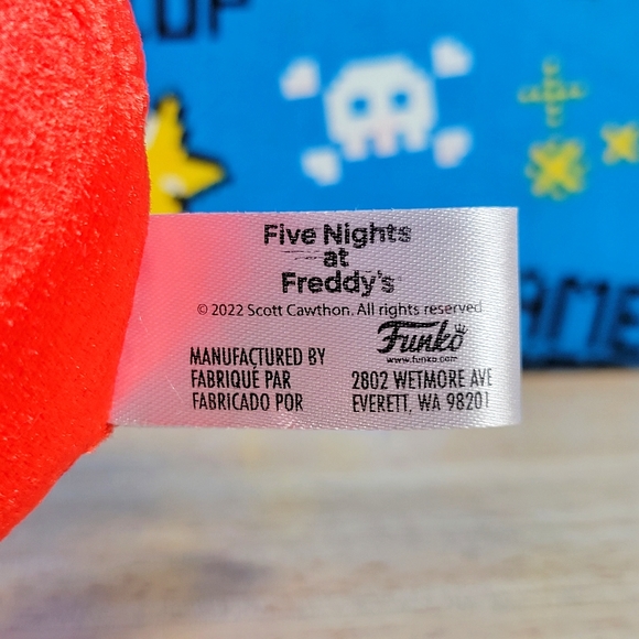 Funko PoP Five Nights at Freddy's Special Delivery System Error Bonnie 8" Plush - Picture 7 of 11